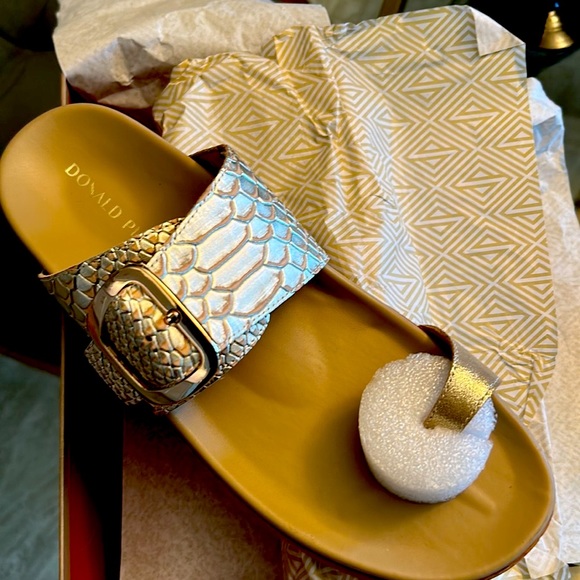 Donald Pliner python sandal Gold - Picture 10 of 13